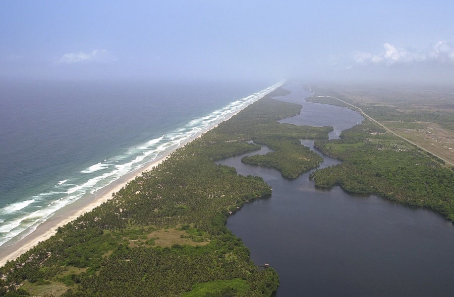 Les îles Ehotiles, sud-est Côte d’Ivoire