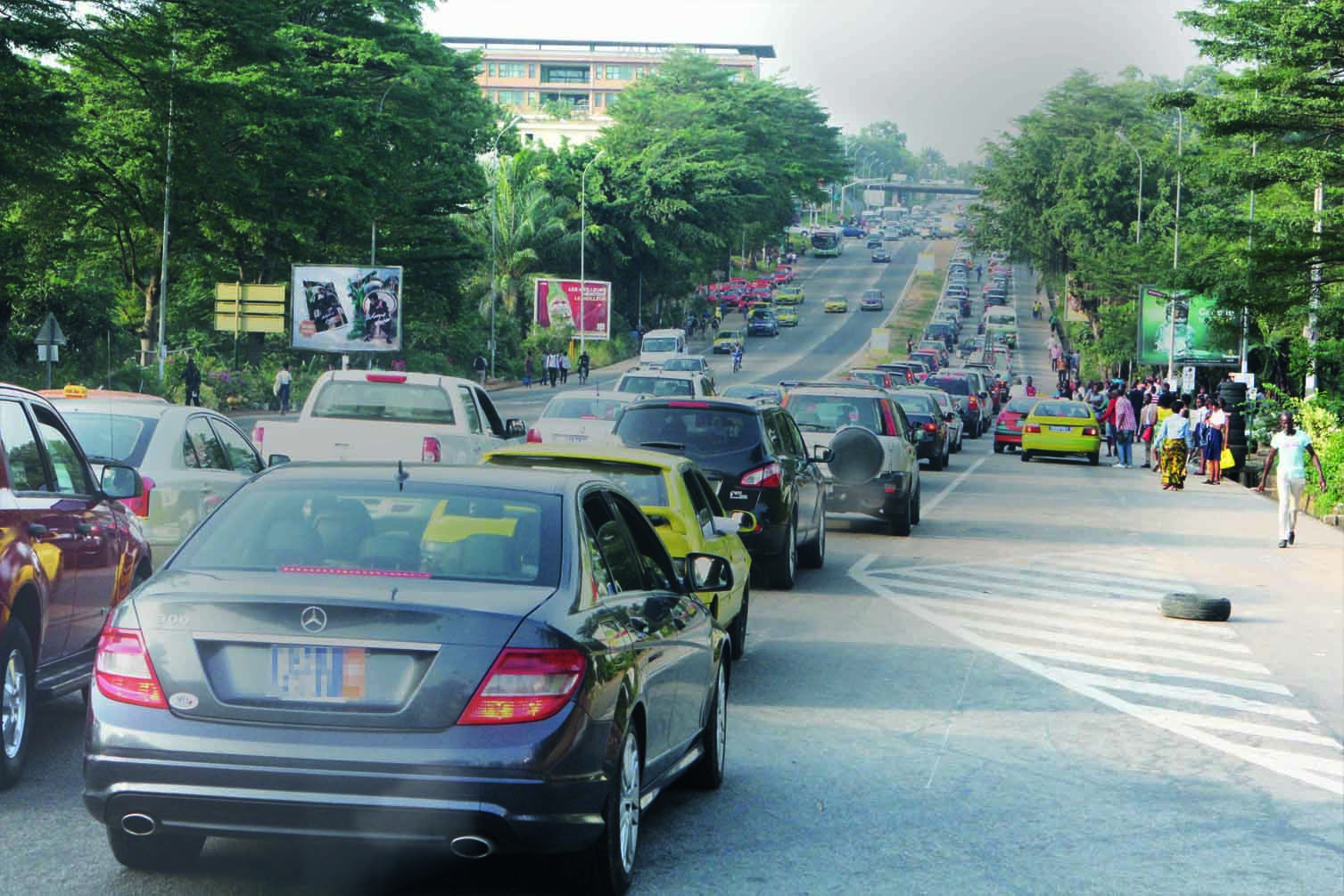 Abidjan, la belle cité à l’atmosphère critique