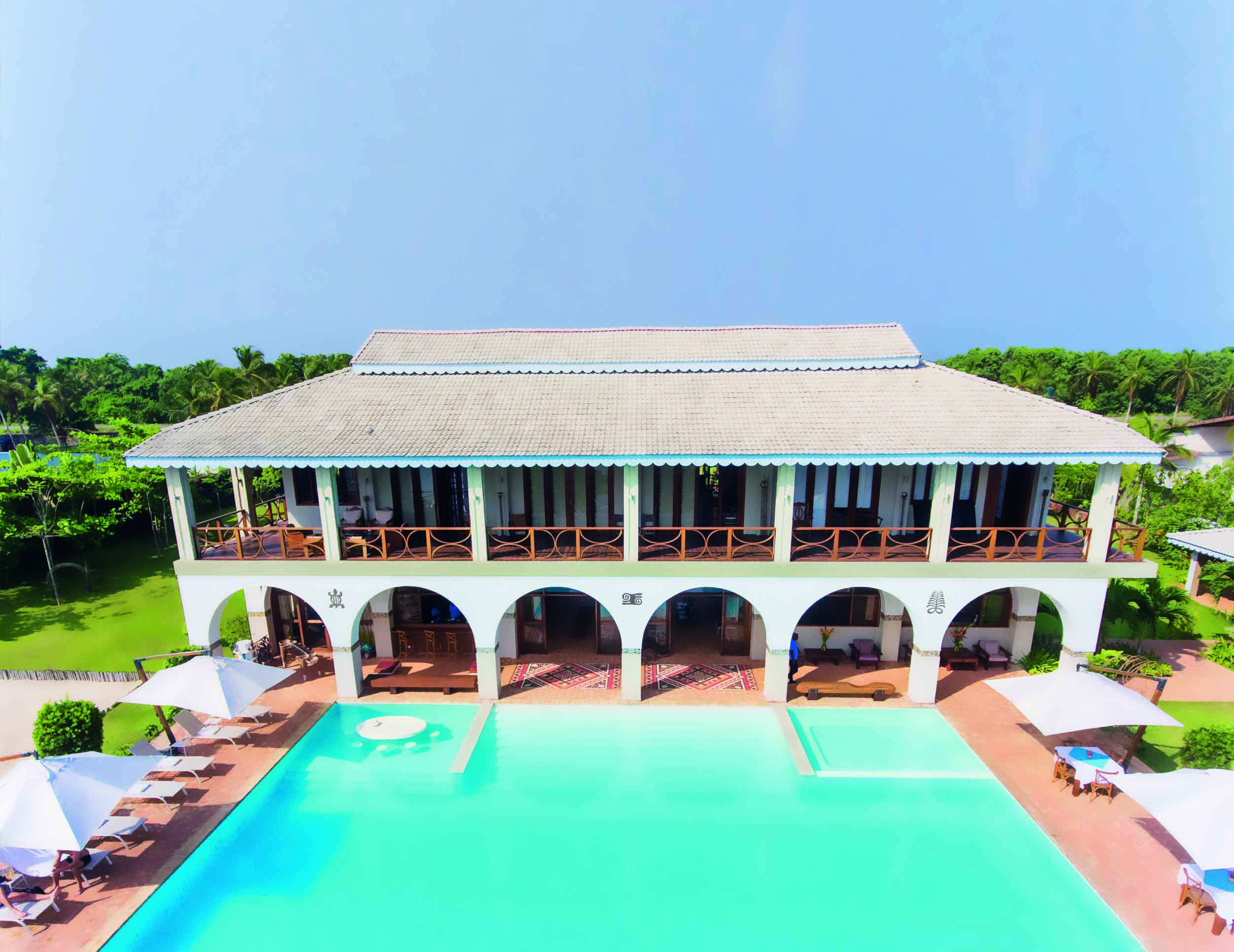 Le somptueux palace d’Assinie Mafia